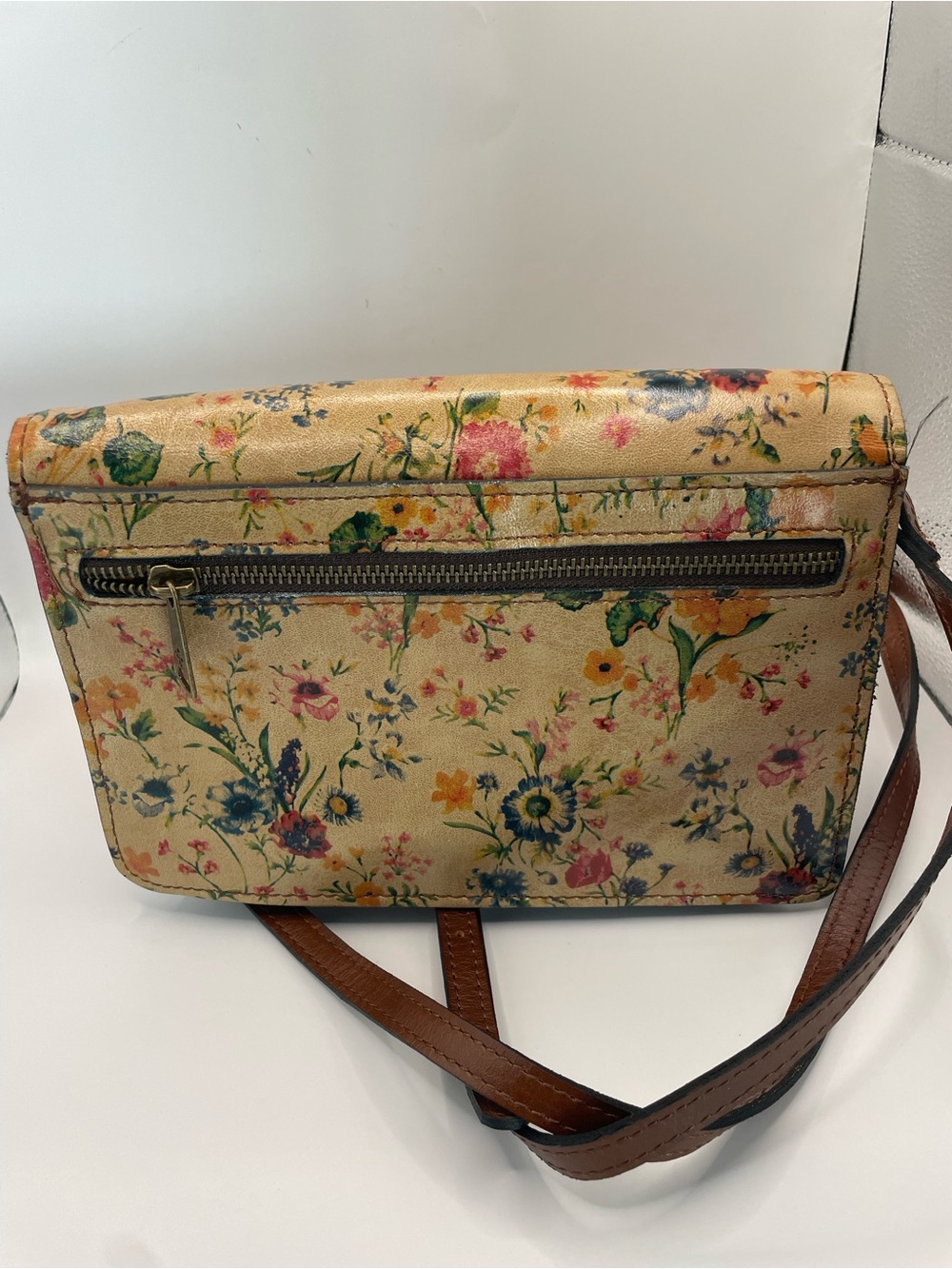 Patricia Nash Cream Floral Coated Canvas Crossbody with Brown Strap - Picture 2 of 3
